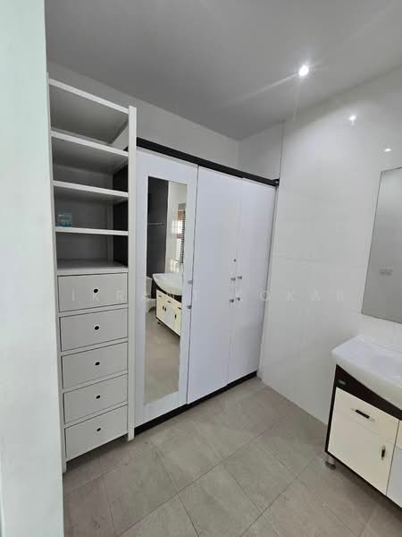 Chom Talay Resort, Chon Buri (Pattaya), Soi Na Jomtien 2, Na Chom Thian, Sattahip, Chon Buri (Pattaya), 4 Bedrooms, 275 sqm, Condo For Rent, by Vikrant Kokar, 500492453 - DDproperty.com