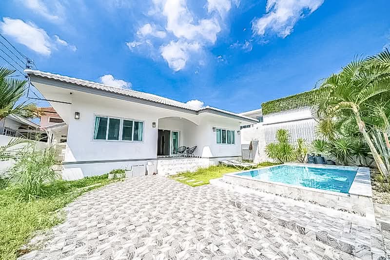 High End House for Sale Chaiyapruek 5 Bedrooms Private Pool, Chon Buri (Pattaya), Bang Lamung, Bang Lamung (Pattaya), Chon Buri (Pattaya), 5 Bedrooms, 200 sqm, Villa For Sale, by PLC real estate, 500492473 - DDproperty.com