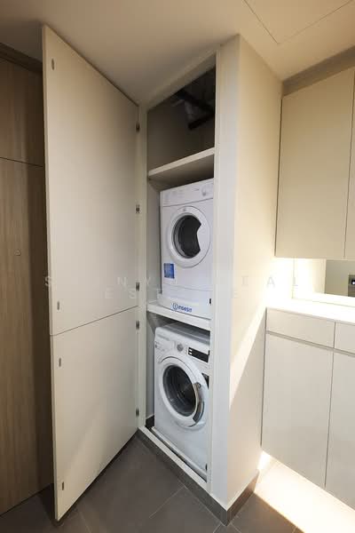 Noble Ploenchit, Bangkok, 1035 Ploenchit  Road, Lumphini, Pathum Wan, Bangkok, 1 Bedroom, 47 sqm, Condo For Rent, by Shinyu Real Estate, 500492517 - DDproperty.com