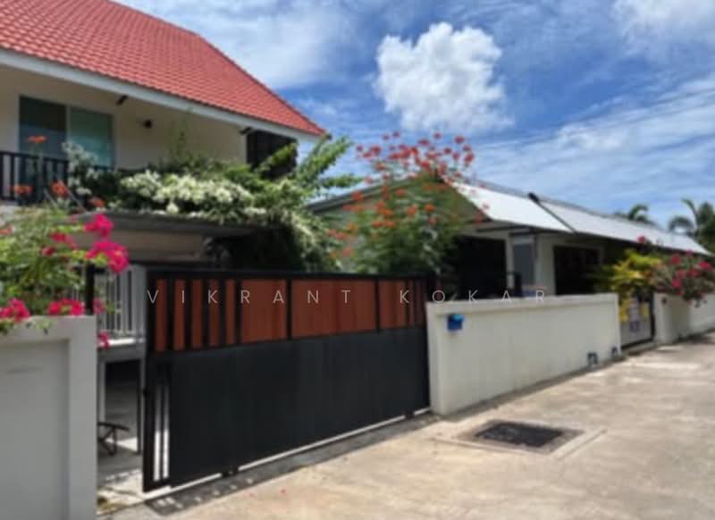 3-BR House, Chon Buri (Pattaya), Poong, Bang Lamung (Pattaya), Chon Buri (Pattaya), 3 Bedrooms, 204 sqm, Single Detached House For Sale, by Vikrant Kokar, 500492519 - DDproperty.com