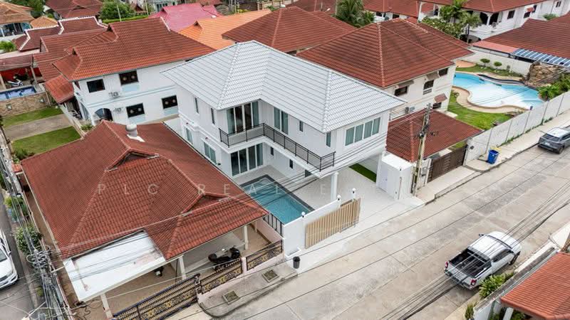 High End House for Sale Thepprasit 4 Bedrooms Private Pool, chon-buri, Nong Pru, Bang Lamung (Pattaya), Chon Buri (Pattaya), 5 Bedrooms, 250 sqm, Villa For Sale, by PLC real estate, 500492525 - DDproperty.com