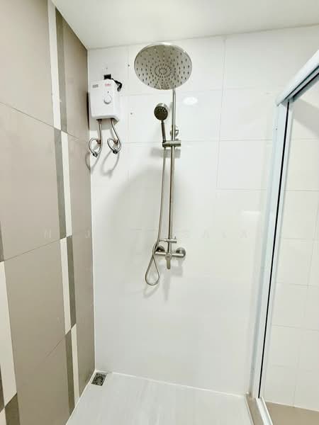 Rhythm Ratchada, Bangkok, 558 Ratchadaphisek Road, Samsen Nok, Huai Khwang, Bangkok, 1 Bedroom, 46 sqm, Condo For Rent, by Najawa Salae, 500492540 - DDproperty.com