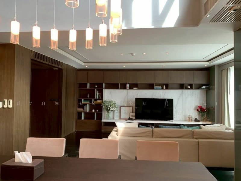 The Crest Sukhumvit 24, Bangkok, Soi Methi Niwet, Khong Tan, Khlong Toei, Bangkok, 3 Bedrooms, 248 sqm, Condo For Rent, by สรภพ ยอดไชย (สีฝุ่น), 500492561 - DDproperty.com