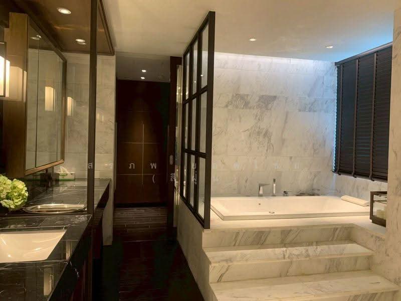The Crest Sukhumvit 24, Bangkok, Soi Methi Niwet, Khong Tan, Khlong Toei, Bangkok, 3 Bedrooms, 248 sqm, Condo For Rent, by สรภพ ยอดไชย (สีฝุ่น), 500492561 - DDproperty.com