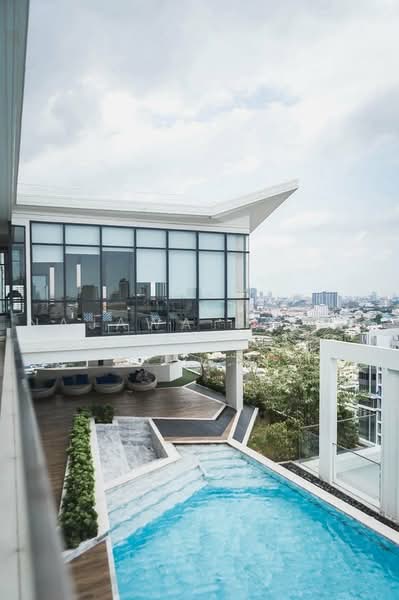 M Thonglor 10, Bangkok, 9 Soi Ekkamai 12, Ekkamai Road, Khlong Tan Nua, Watthana, Bangkok, 1 Bedroom, 30 sqm, Condo For Rent, by Najawa Salae, 500492565 - DDproperty.com