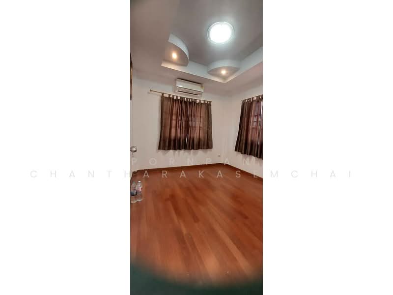 Baan Lalin In The Park Watcharapol-Paholyothin, Bangkok, Rattanagosin Road, Khlong Tanon, Sai Mai, Bangkok, 4 Bedrooms, 220 sqm, Single Detached House For Sale, by Pornpan Chantharakasemchai, 500492571 - DDproperty.com