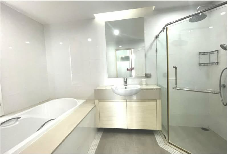 Siri Residence, Bangkok, 21 Soi Sukhumvit 24, Khong Tan, Khlong Toei, Bangkok, 2 Bedrooms, 110 sqm, Condo For Rent, by Shinyu Real Estate, 500492582 - DDproperty.com