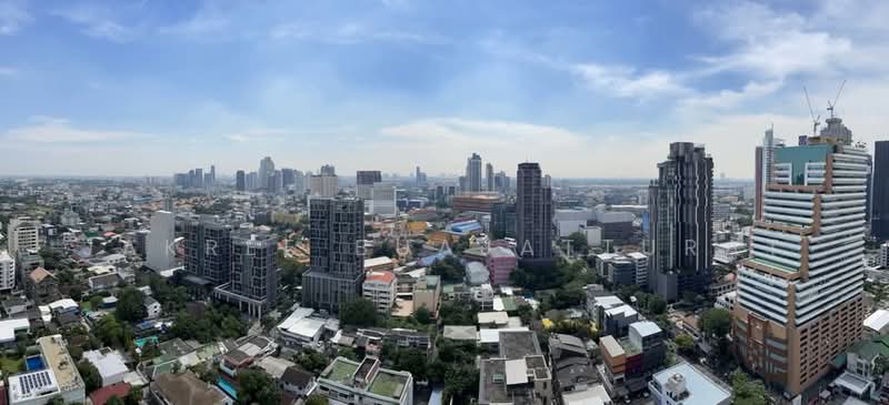 Maru Ekkamai 2, Bangkok, 70-5 Sukhumvit 63 Road, Phra Kanong Nua, Watthana, Bangkok, 1 Bedroom, 33 sqm, Condo For Sale, by Jakree Buajatturat, 500492609 - DDproperty.com