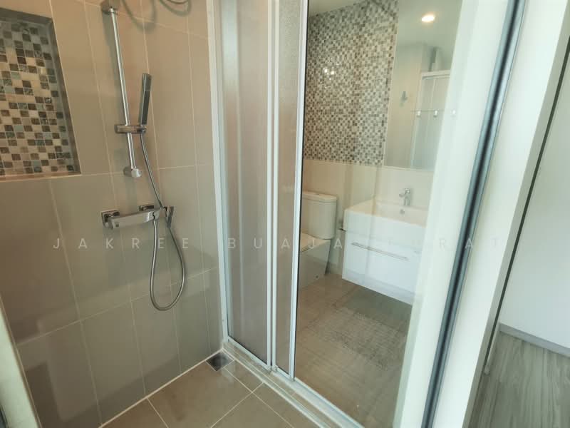 Life Ratchadapisek, Bangkok, 279 Ratchadapisaek Road, Huai Khwang, Bangkok, 2 Bedrooms, 56 sqm, Condo For Sale, by Jakree Buajatturat, 500492618 - DDproperty.com