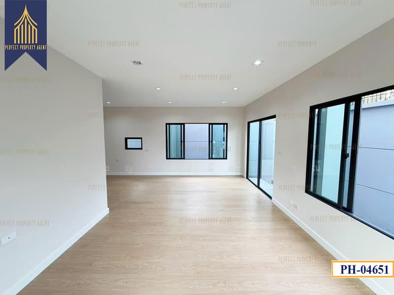 Saransiri Tiwanon Chaengwattana, Pathum Thani, Ban Mai, Muang Pathum Thani, Pathum Thani, 3 Bedrooms, 180 sqm, Single Detached House For Sale, by ปภัชญา ธนัตถ์ภรณ์, 500492621 - DDproperty.com