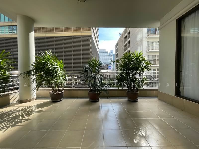 Villa Fourteen, Bangkok, Soi Sukhumvit 14, Khlong Toei, Bangkok, 4 Bedrooms, 318 sqm, Apartment For Rent, by Bangkok Residential, 500492642 - DDproperty.com