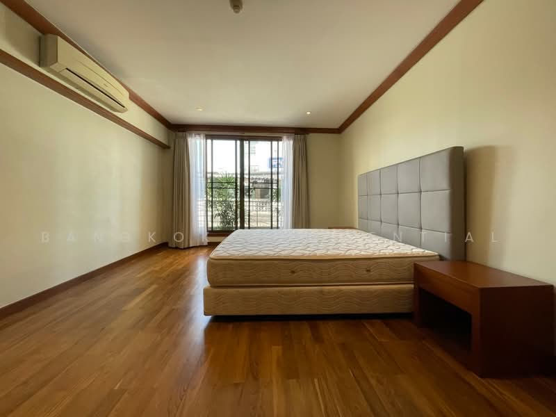 Villa Fourteen, Bangkok, Soi Sukhumvit 14, Khlong Toei, Bangkok, 4 Bedrooms, 318 sqm, Apartment For Rent, by Bangkok Residential, 500492642 - DDproperty.com