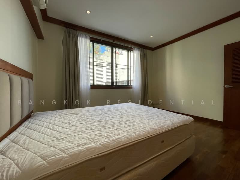 Villa Fourteen, Bangkok, Soi Sukhumvit 14, Khlong Toei, Bangkok, 4 Bedrooms, 318 sqm, Apartment For Rent, by Bangkok Residential, 500492642 - DDproperty.com