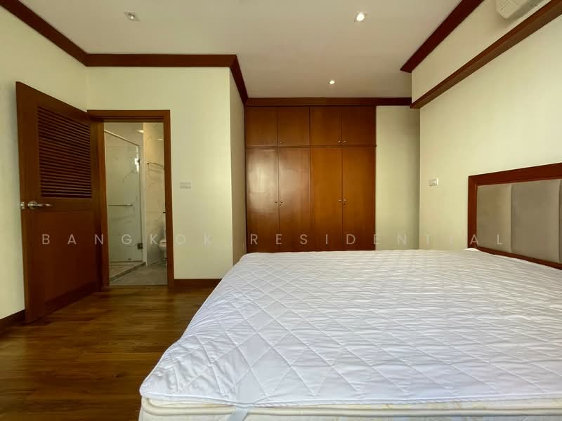 Villa Fourteen, Bangkok, Soi Sukhumvit 14, Khlong Toei, Bangkok, 4 Bedrooms, 318 sqm, Apartment For Rent, by Bangkok Residential, 500492642 - DDproperty.com