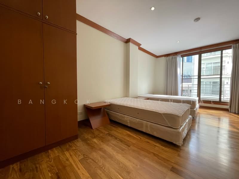 Villa Fourteen, Bangkok, Soi Sukhumvit 14, Khlong Toei, Bangkok, 4 Bedrooms, 318 sqm, Apartment For Rent, by Bangkok Residential, 500492642 - DDproperty.com