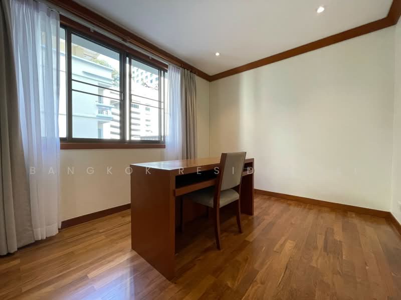 Villa Fourteen, Bangkok, Soi Sukhumvit 14, Khlong Toei, Bangkok, 4 Bedrooms, 318 sqm, Apartment For Rent, by Bangkok Residential, 500492642 - DDproperty.com