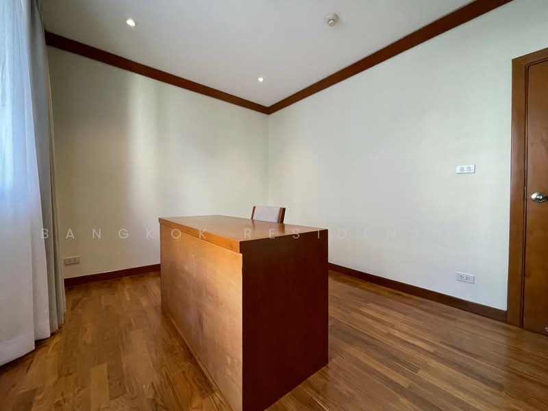 Villa Fourteen, Bangkok, Soi Sukhumvit 14, Khlong Toei, Bangkok, 4 Bedrooms, 318 sqm, Apartment For Rent, by Bangkok Residential, 500492642 - DDproperty.com