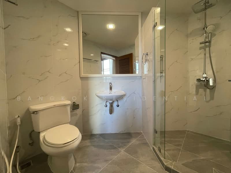 Villa Fourteen, Bangkok, Soi Sukhumvit 14, Khlong Toei, Bangkok, 4 Bedrooms, 318 sqm, Apartment For Rent, by Bangkok Residential, 500492642 - DDproperty.com