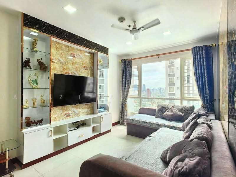Lumpini Place Water Cliff, Bangkok, Soi Sathu Pradit 19 Yeak 10, Chong Nonsi, Yan Nawa, Bangkok, 2 Bedrooms, 56 sqm, Condo For Sale, by Fazwaz (Thailand) Co., Ltd., 500492649 - DDproperty.com