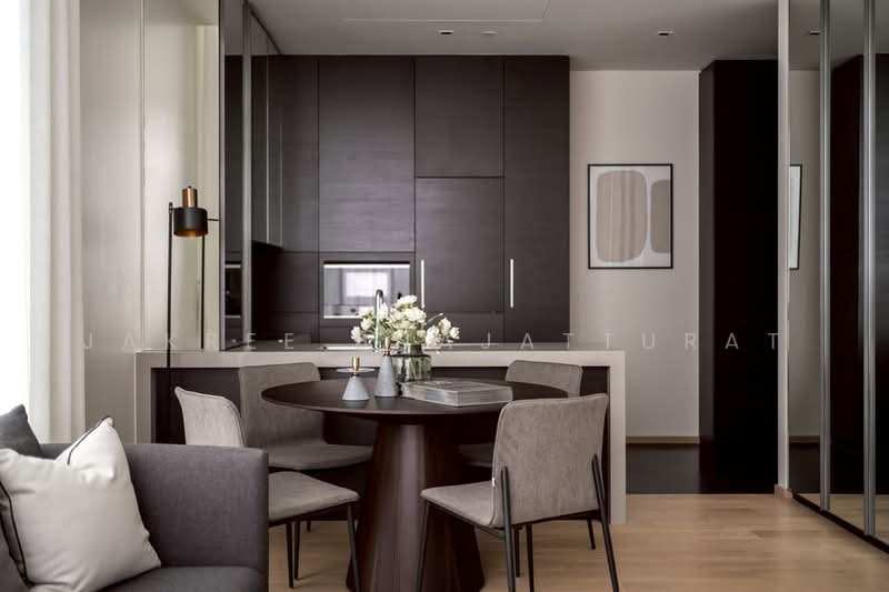 28 Chidlom, Bangkok, 28 Chit Lom Alley, Lumphini, Pathum Wan, Bangkok, 2 Bedrooms, 74 sqm, Condo For Sale, by Jakree Buajatturat, 500492671 - DDproperty.com