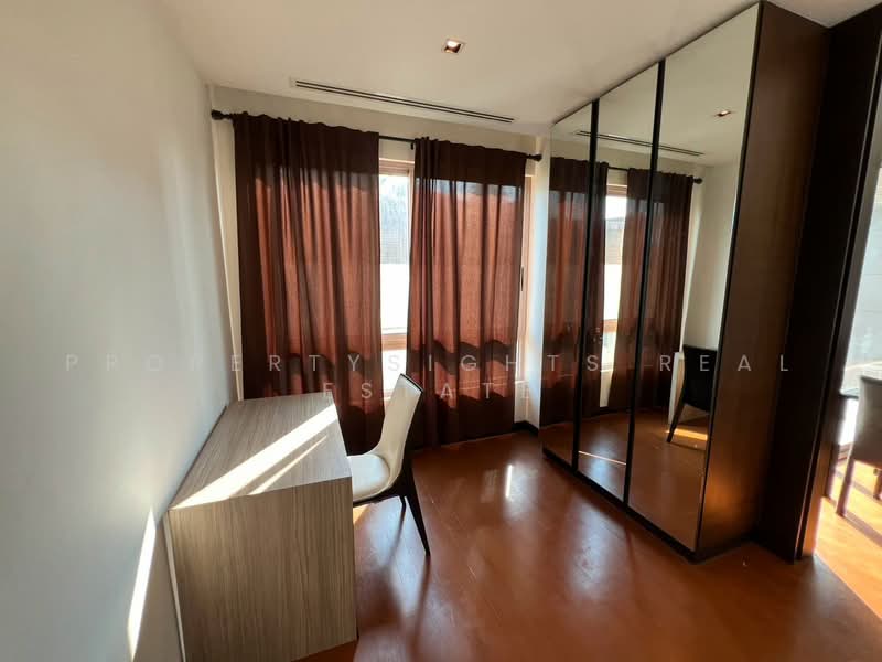 The Lofts Yennakart, Bangkok, 366 ์Soi Nang Linchi Yenakat Road, Chong Nonsi, Yan Nawa, Bangkok, 2 Bedrooms, 68 sqm, Condo For Sale, by PROPERTYSIGHTS REAL ESTATE, 500492679 - DDproperty.com