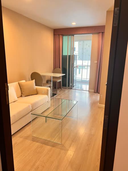 Metro Luxe Rama 4, Bangkok, Ram 4 Road, Phra Kanong, Khlong Toei, Bangkok, 1 Bedroom, 35 sqm, Condo For Sale, by Jakree Buajatturat, 500492686 - DDproperty.com