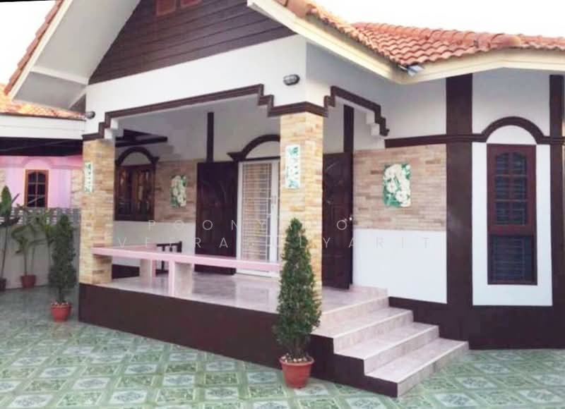 บ้านเดี่ยว : หมู่บ้านเกร็ดแก้ว บางเสร่-พัทยา, Chon Buri (Pattaya), Bang Sa-re, Sattahip, Chon Buri (Pattaya), 3 Bedrooms, 200 sqm, Single Detached House For Sale, by Poonyaporn Veerabulyarit, 500492687 - DDproperty.com