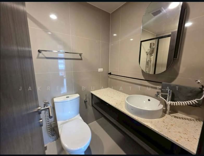XT Huaikhwang, Bangkok, 244 Ratchadaphisek Road, Huai Khwang, Bangkok, 2 Bedrooms, 54 sqm, Condo For Sale, by Jakree Buajatturat, 500492696 - DDproperty.com