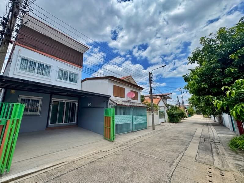 บ้านเดี่ยว งามวงศ์วาน 47 ชินเขต 2/6 แขวงทุ่งสองห้อง เขตหลักสี่ จ.กรุงเทพมหานคร 10210, Bangkok, Thung Song Hong, Lak Si, Bangkok, 3 Bedrooms, 130 sqm, Single Detached House For Sale, by คุณศุภโชค ฟักแก้ว (บิ๊ก), 500492701 - DDproperty.com