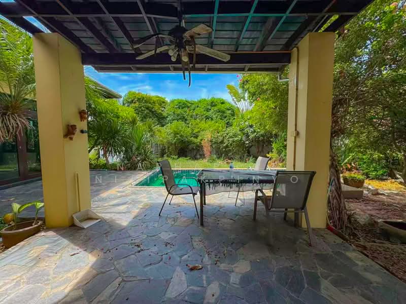 Urgent Sale! Detached House in Bang Saray, Chon Buri (Pattaya), Bang Sa-re, Sattahip, Chon Buri (Pattaya), 3 Bedrooms, 200 sqm, Single Detached House For Sale, by Naphaphat Nitipakpinyo, 500492741 - DDproperty.com