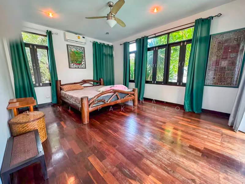 Urgent Sale! Detached House in Bang Saray, Chon Buri (Pattaya), Bang Sa-re, Sattahip, Chon Buri (Pattaya), 3 Bedrooms, 200 sqm, Single Detached House For Sale, by Naphaphat Nitipakpinyo, 500492741 - DDproperty.com