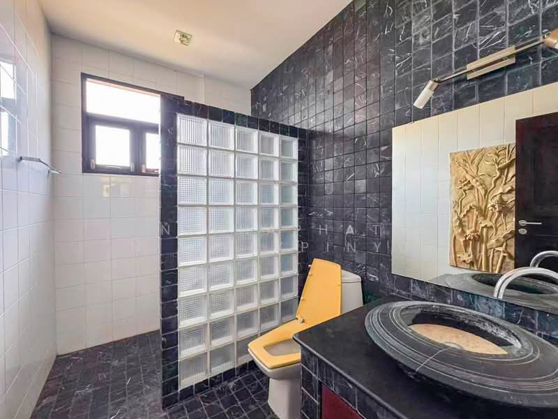 Urgent Sale! Detached House in Bang Saray, Chon Buri (Pattaya), Bang Sa-re, Sattahip, Chon Buri (Pattaya), 3 Bedrooms, 200 sqm, Single Detached House For Sale, by Naphaphat Nitipakpinyo, 500492741 - DDproperty.com