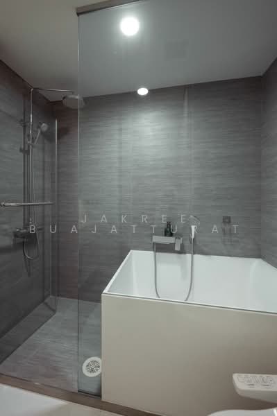 Siamese Exclusive Sukhumvit 31, Bangkok, 75 Soi Sukhumvit 31, Khlong Tan Nua, Watthana, Bangkok, 1 Bedroom, 47 sqm, Condo For Sale, by Jakree Buajatturat, 500492757 - DDproperty.com