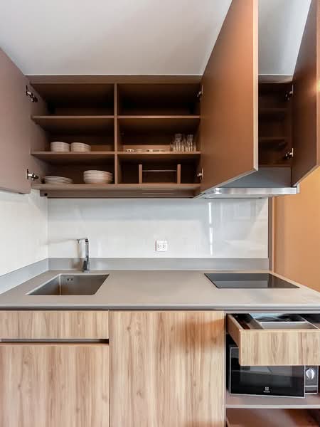 Taka Haus, Bangkok, 99 Soi Ekamai 10, Khlong Tan Nua, Watthana, Bangkok, 2 Bedrooms, 48 sqm, Condo For Rent, by Shinyu Real Estate, 500492768 - DDproperty.com