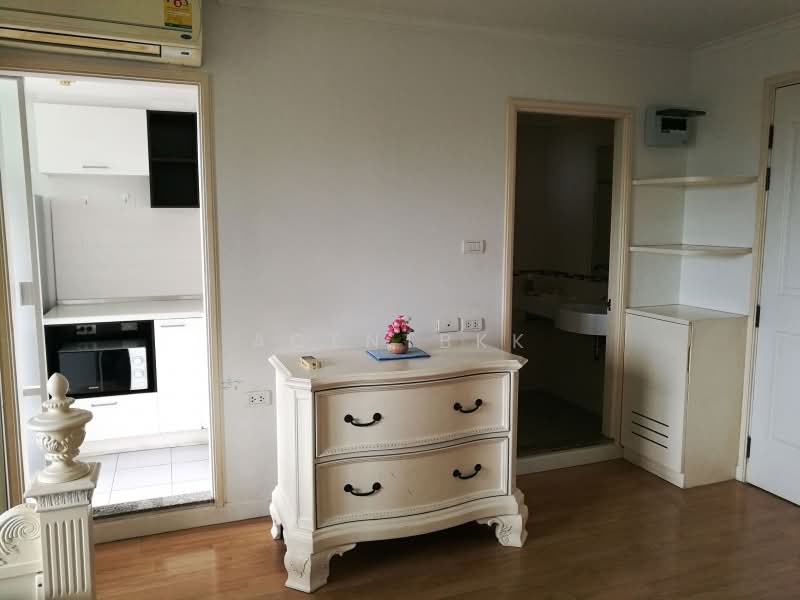 Lumpini Ville Ramkhamhaeng 26, Bangkok, Soi Ramkamhang 26, Huamark Road, Hua Mak, Bang Kapi, Bangkok, 1 Bedroom, 29 sqm, Condo For Rent, by Agentbkk, 500492808 - DDproperty.com