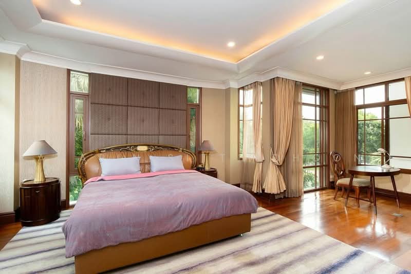 Baan Sansiri Sukhumvit 67, Bangkok, 32 Soi Sukhumvit 67, Phra Kanong Nua, Watthana, Bangkok, 5 Bedrooms, 560 sqm, Single Detached House For Rent, by Amarin Sitthidhoon, 500492857 - DDproperty.com