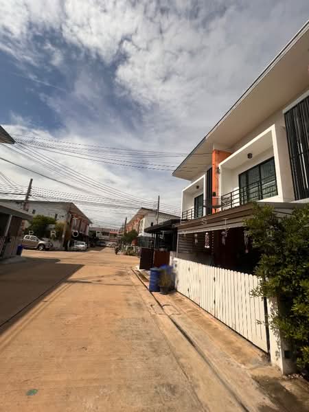 Suksamran Cool Pracha Uthit 90, Bangkok, Soi Pracha Uthit 76, Thung Khru, Bangkok, 3 Bedrooms, 150 sqm, Townhouse For Sale, by The Best Property รัตน์, 500492876 - DDproperty.com