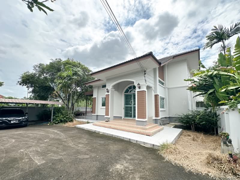 บ้านพร้อมที่ดิน ซอย ร.พ.ช., ปทุมธานี, หลักหก, เมืองปทุมธานี, ปทุมธานี, 170 ตร.ม., บ้านเดี่ยว ขาย, โดย Haus Living Estate, 500492993 - DDproperty.com