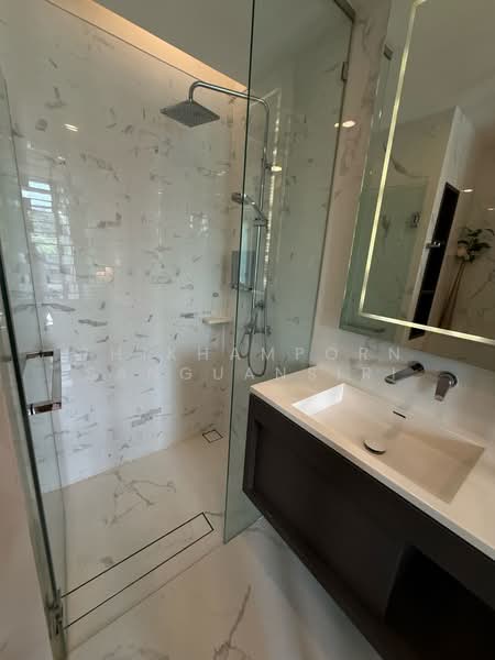 Siamese Exclusive Queens, Bangkok, 388 Phai Singto Alley, Khlong Toei, Bangkok, 1 Bedroom, 35 sqm, Condo For Rent, by Thikhamporn Sanguansiri, 500492996 - DDproperty.com