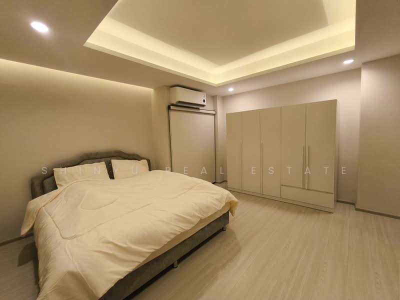 S.P. Mansion, Bangkok, Rama 9 Soi 17, Bang Kapi, Huai Khwang, Bangkok, 1 Bedroom, 66 sqm, Condo For Rent, by Shinyu Real Estate, 500493020 - DDproperty.com