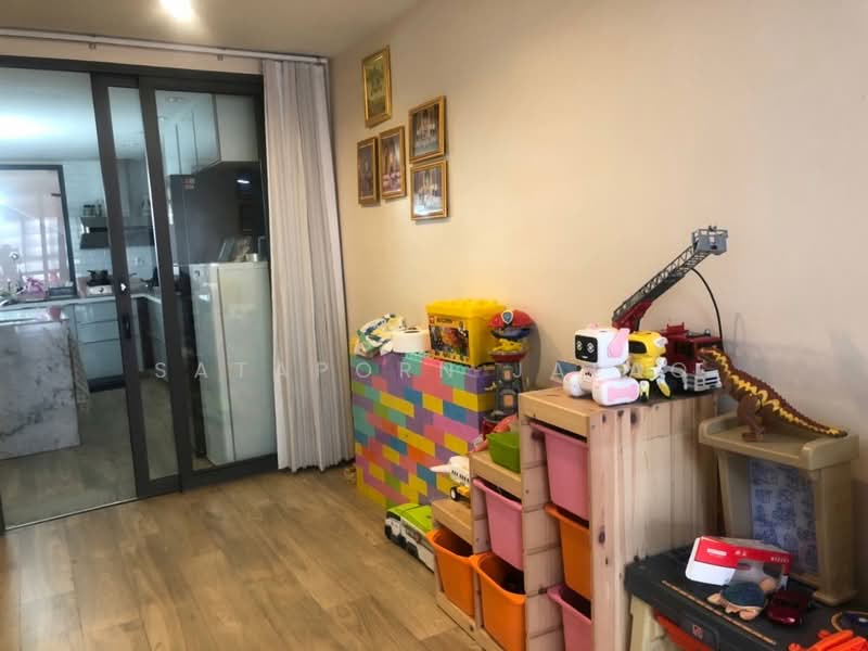 ทาวน์เฮ้าส์ 5-ห้องนอน, กรุงเทพ, บางลำภูล่าง, คลองสาน, กรุงเทพ, 300 ตร.ม., ทาวน์เฮ้าส์ ขาย, โดย Sataporn Jalao, 500493023 - DDproperty.com