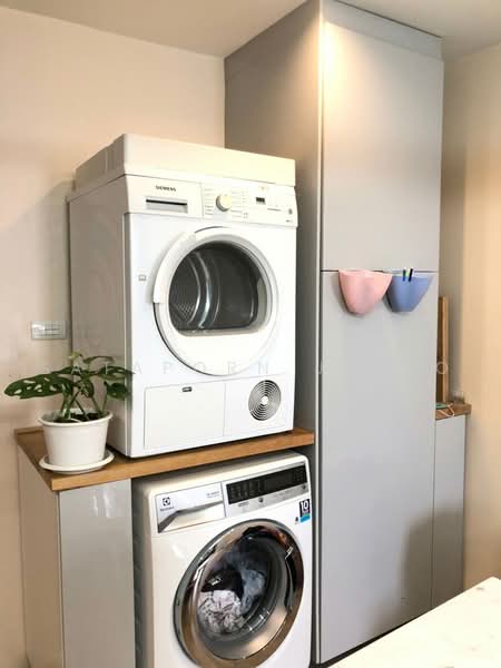 5-BR Townhouse, Bangkok, Bang Lam Phu Lang, Khlong San, Bangkok, 5 Bedrooms, 300 sqm, Townhouse For Sale, by Sataporn Jalao, 500493023 - DDproperty.com