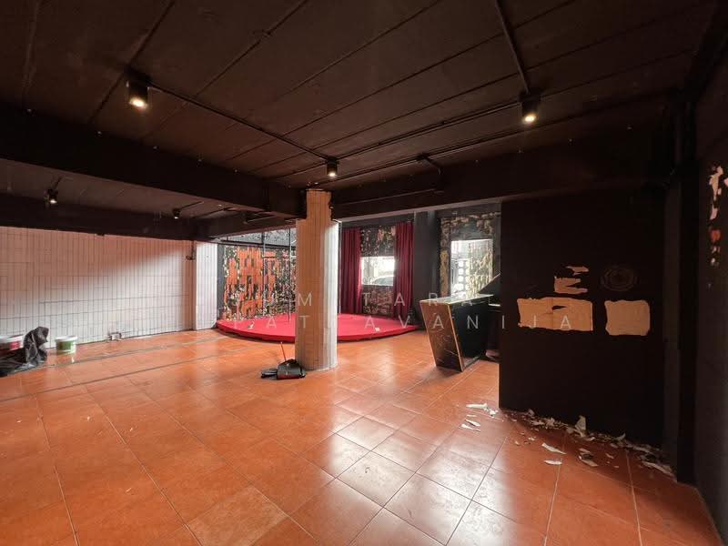 พื้นที่ให้เช่าทองหล่อ สุขุมวิท : Space for rent Thonglor, Sukhumvit, กรุงเทพ, คลองตันเหนือ, วัฒนา, กรุงเทพ, 200 ตร.ม., ตึกแถว-อาคารพาณิชย์ ให้เช่า, โดย Sumitara Sampattavanija, 500493026 - DDproperty.com