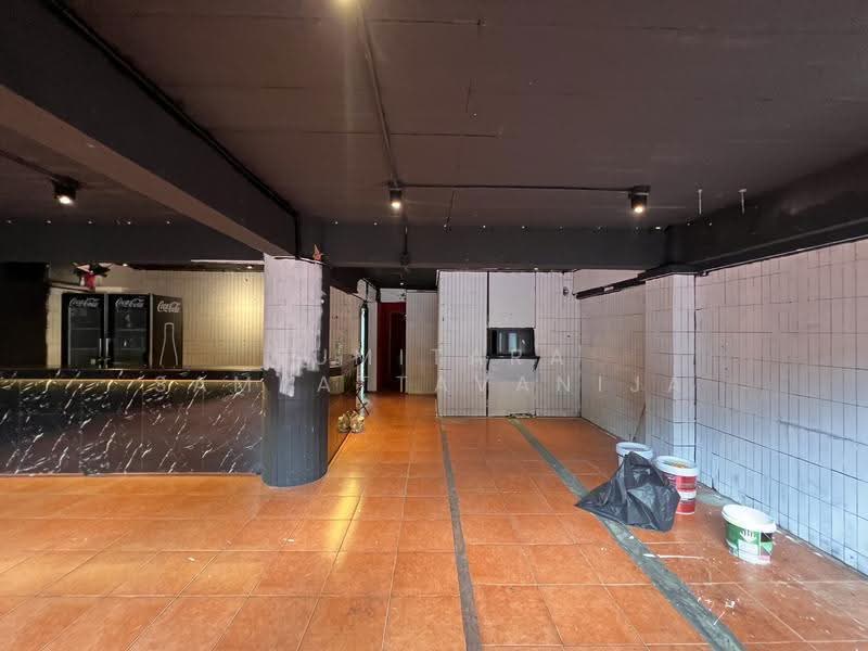 พื้นที่ให้เช่าทองหล่อ สุขุมวิท : Space for rent Thonglor, Sukhumvit, กรุงเทพ, คลองตันเหนือ, วัฒนา, กรุงเทพ, 200 ตร.ม., ตึกแถว-อาคารพาณิชย์ ให้เช่า, โดย Sumitara Sampattavanija, 500493026 - DDproperty.com