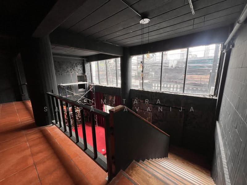 พื้นที่ให้เช่าทองหล่อ สุขุมวิท : Space for rent Thonglor, Sukhumvit, กรุงเทพ, คลองตันเหนือ, วัฒนา, กรุงเทพ, 200 ตร.ม., ตึกแถว-อาคารพาณิชย์ ให้เช่า, โดย Sumitara Sampattavanija, 500493026 - DDproperty.com