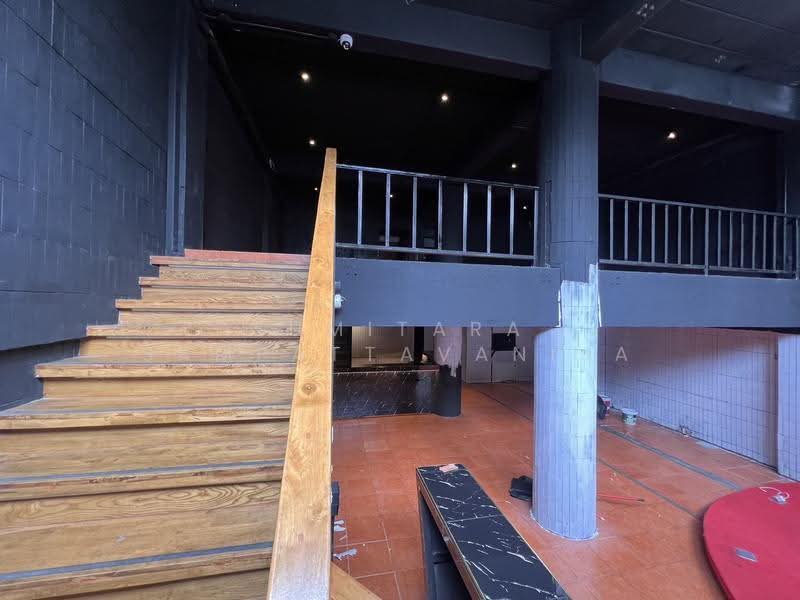 พื้นที่ให้เช่าทองหล่อ สุขุมวิท : Space for rent Thonglor, Sukhumvit, กรุงเทพ, คลองตันเหนือ, วัฒนา, กรุงเทพ, 200 ตร.ม., ตึกแถว-อาคารพาณิชย์ ให้เช่า, โดย Sumitara Sampattavanija, 500493026 - DDproperty.com