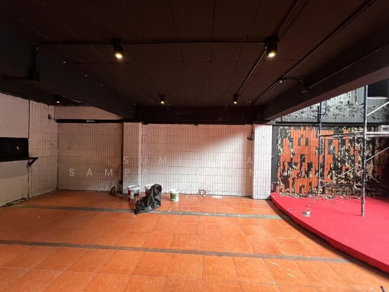 พื้นที่ให้เช่าทองหล่อ สุขุมวิท : Space for rent Thonglor, Sukhumvit, กรุงเทพ, คลองตันเหนือ, วัฒนา, กรุงเทพ, 200 ตร.ม., ตึกแถว-อาคารพาณิชย์ ให้เช่า, โดย Sumitara Sampattavanija, 500493026 - DDproperty.com