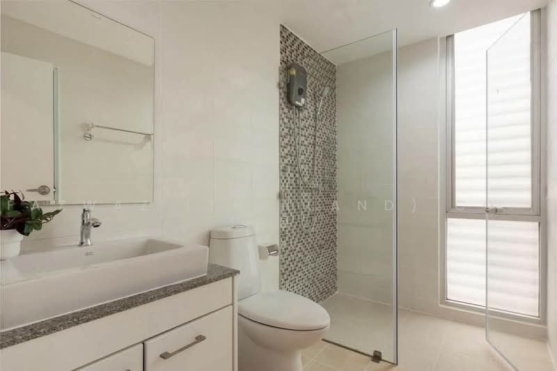 The IRIS Rama 9-Srinakarin, Bangkok, Srinakarin Road, Suan Luang, Bangkok, 1 Bedroom, 46 sqm, Condo For Sale, by Fazwaz (Thailand) Co., Ltd., 500493045 - DDproperty.com