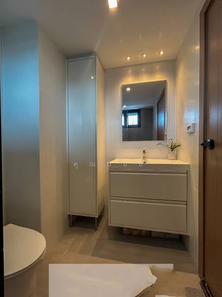 Floraville Condominium, Bangkok, 51 Pattanakarn, Suan Luang, Bangkok, 2 Bedrooms, 122 sqm, Condo For Sale, by คุณปอย, 500493105 - DDproperty.com