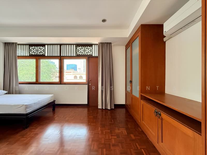Niti Court, Bangkok, Nang Linchi 4 Alley, Thung Maha Mek, Sathon, Bangkok, 4 Bedrooms, 280 sqm, Apartment For Rent, by Bangkok Residential, 500493116 - DDproperty.com